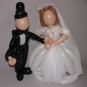 Balloon Bride and Groom