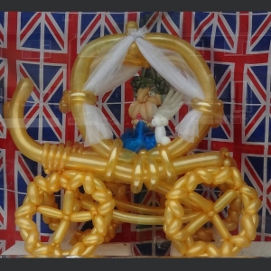 Carriage 02 – Queen